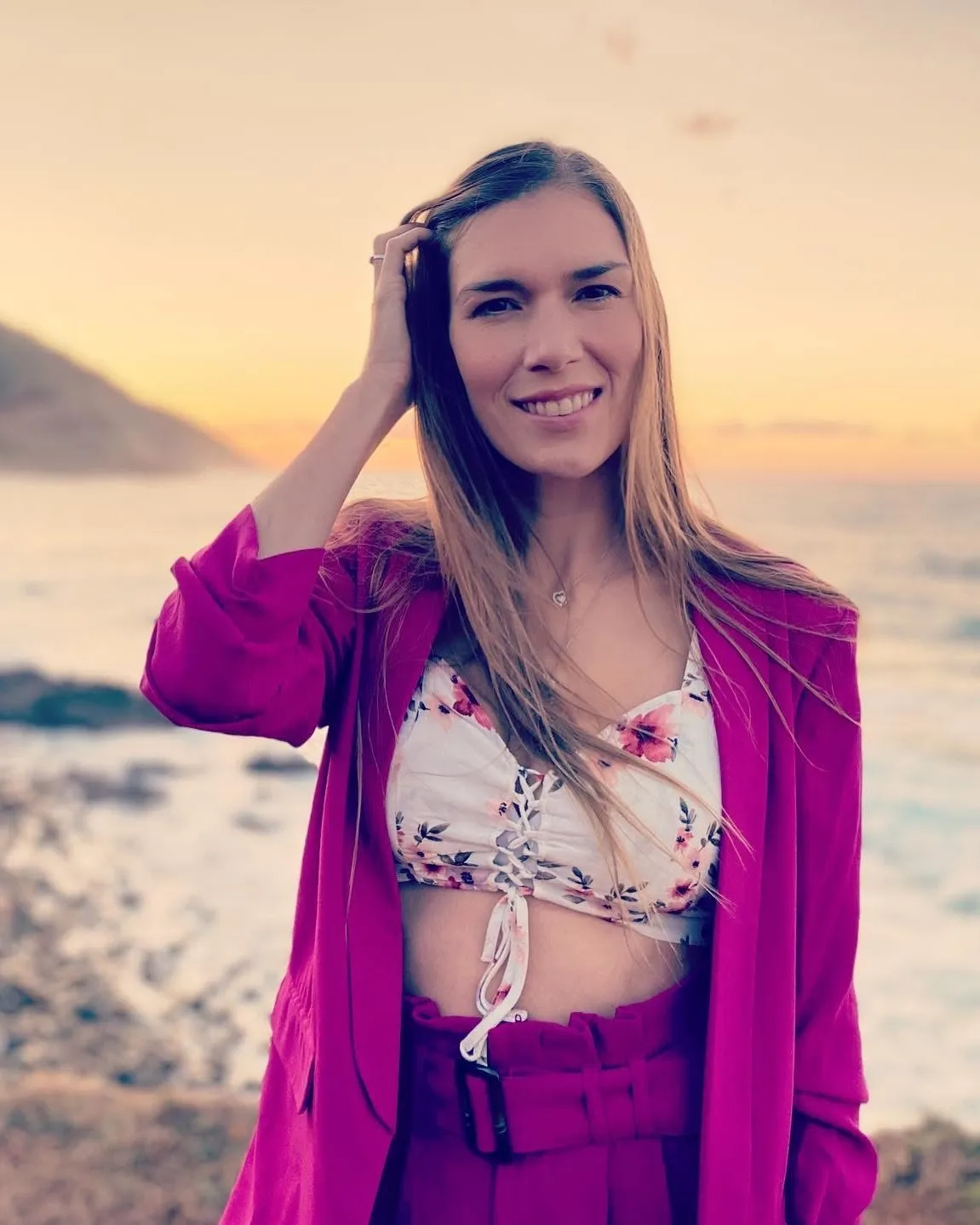 Vanessa Encina Götzl, autora independiente
